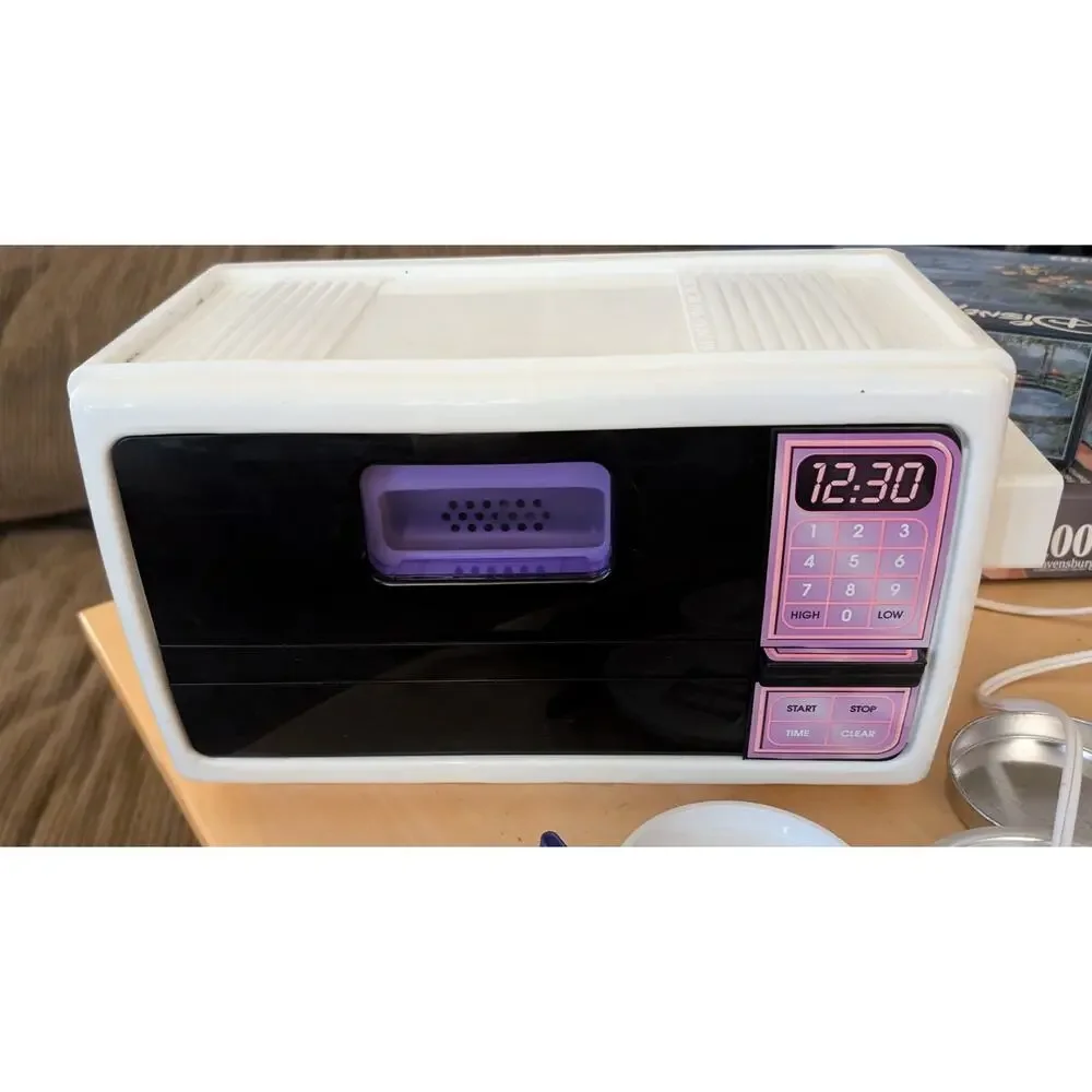 🌼Vintage 1997 Easy Bake Oven and Accessories